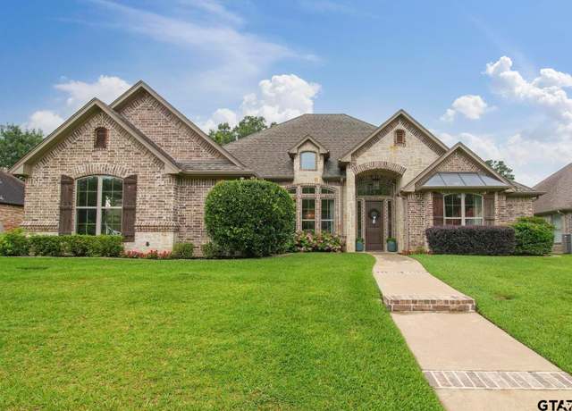Property at 1123 Cambridge Bnd, Tyler, TX 75703, 4 beds, 3 baths