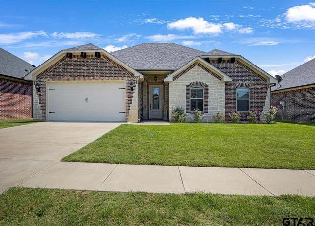 Property at 225 Patience Ave, Lindale, TX 75771, 3 beds, 2 baths
