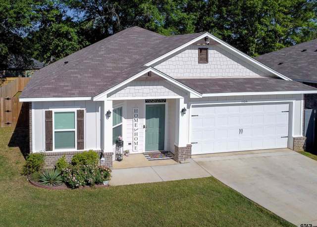 Property at 1104 Mayme Ct, Whitehouse, TX 75791, 4 beds, 2 baths