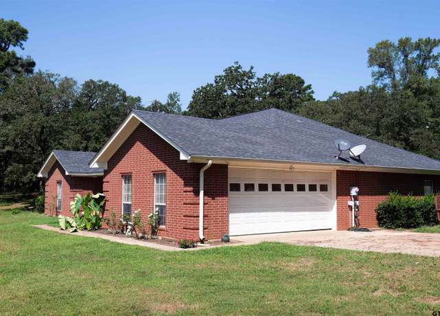 Property at 114 Cr 1329, Rusk, TX 75785, 5 beds, 2 baths