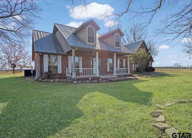 Property at 3686 Farm Road 100, Honey Grove, TX 75446, 4 beds, 3 baths