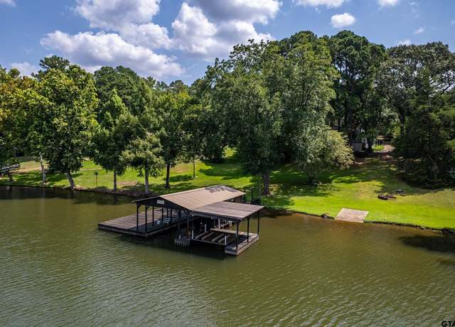 Property at 137 County Road 3161, Jacksonville, TX 75766, 4 beds, 2.5 baths