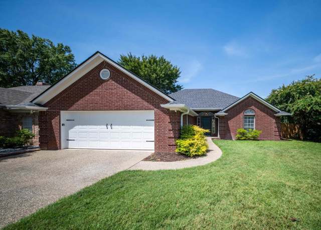 Property at 5101 Katie Dr, Tyler, TX 75703, 3 beds, 2 baths