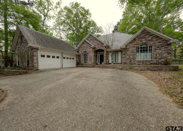Property at 1336 Bridle Path Ln, Hideaway, TX 75771, 3 beds, 3.5 baths