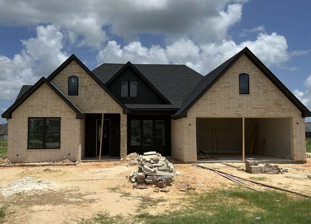 Property at 16301 Eagle Ln, Lindale, TX 75771, 4 beds, 2 baths