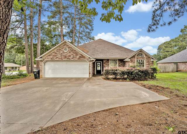 Property at 801 Northwest Dr, Longview, TX 75604, 3 beds, 2 baths