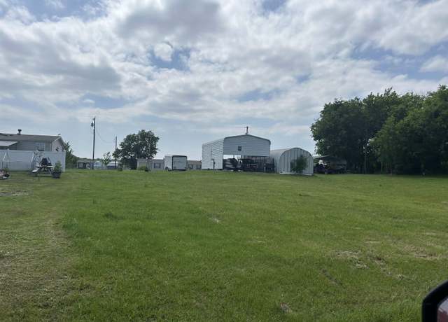 Property at 206 Blackfoot, Quitman, TX 75783