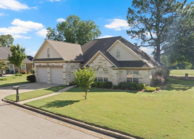 Property at 112 Links Dr, Mount Pleasant, TX 75455, 3 beds, 2 baths