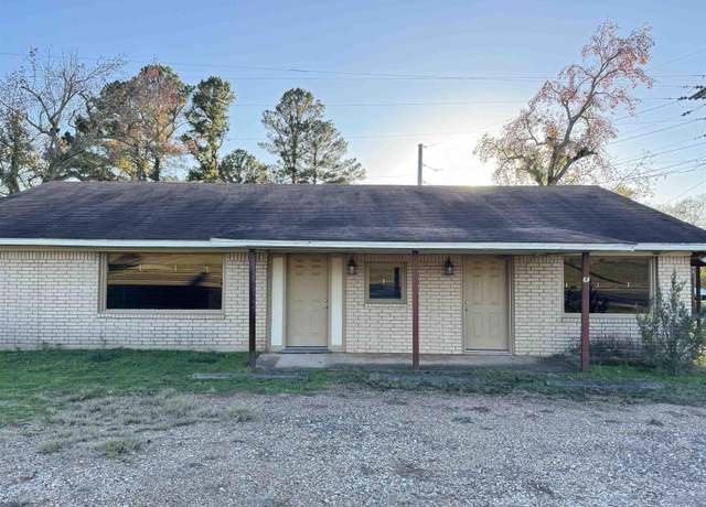 Property at 195 CR 2100 Highway 11, Daingerfield, TX 75638, 3 beds, 1 bath