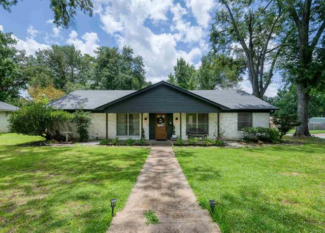 Property at 1101 Clyde Dr, Tyler, TX 75701, 3 beds, 2.5 baths
