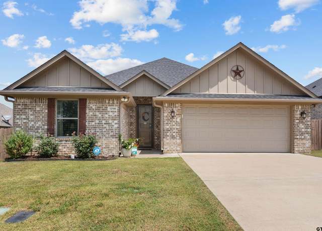 Property at 12764 Meadowbrook, Tyler, TX 75709, 3 beds, 2 baths