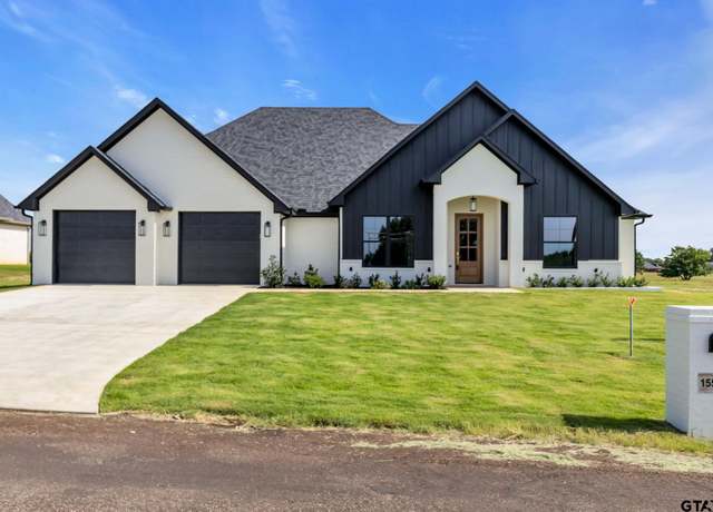Property at 15532 County Road 434, Lindale, TX 75771, 4 beds, 2.5 baths