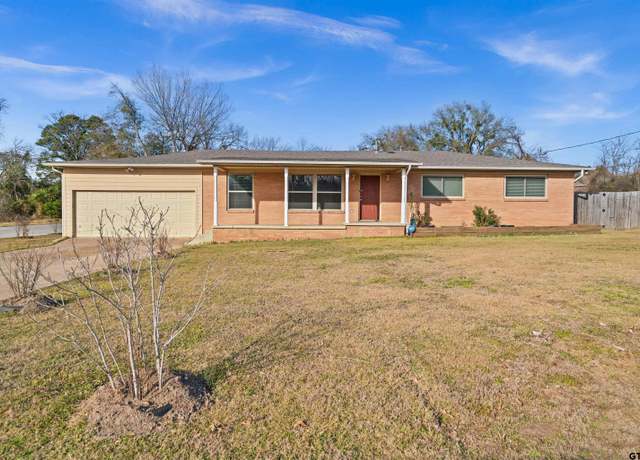 Property at 2024 Lindbergh St, Tyler, TX 75703, 3 beds, 2 baths