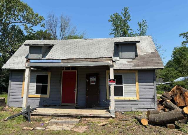 Property at 805 E Buchanan, Longview, TX 75602, 2 beds, 1 bath