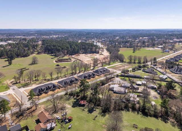 Property at 2404 Flint River Rd, Tyler, TX 75703, 10 beds, 6 baths