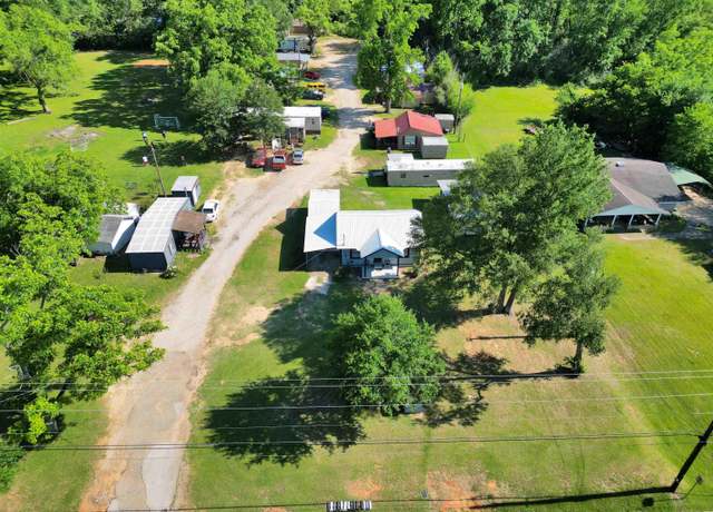 Property at 2750 Glascow Rd, Tyler, TX 75707, 2 beds, 1 bath