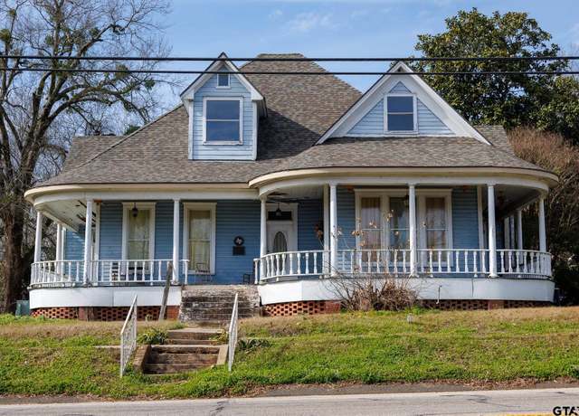 Property at 107 N Tyler St, Big Sandy, TX 75755, 4 beds, 2.5 baths