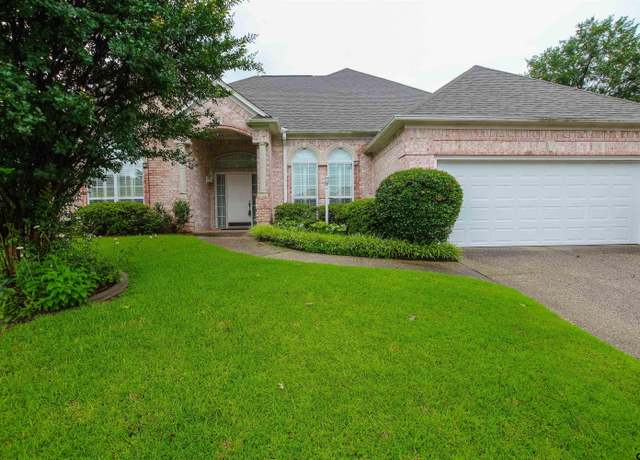 Property at 704 Paloma St, Tyler, TX 75703, 3 beds, 2 baths
