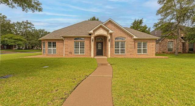 Photo of 1868 Tall Timber Dr, Tyler, TX 75703