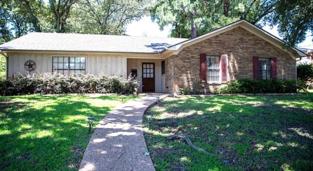 Photo of 3505 Cloverdale Dr, Tyler, TX 75701