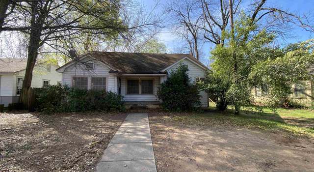Photo of 1406 Crescent Dr, Tyler, TX 75702