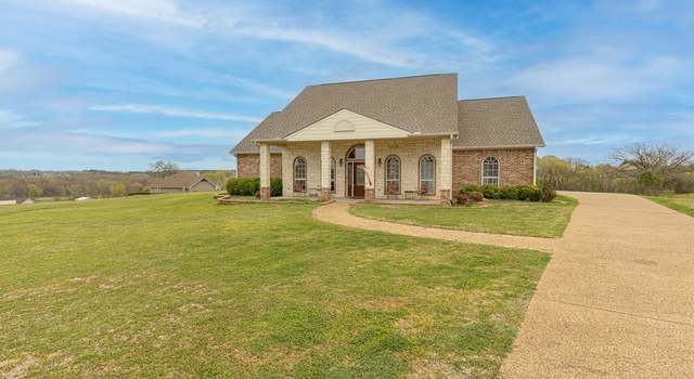 Photo of 7128 Pine View Ct, Athens, TX 75752