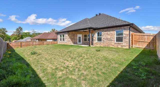 Photo of 210 Nolan Farms Blvd, Winona, TX 75792