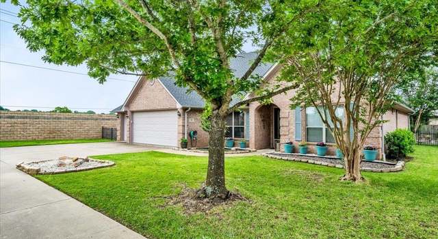 Photo of 123 Lasalle Dr, Bullard, TX 75757