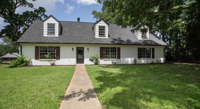 Photo of 305 Joan Ln, Longview, TX 75605