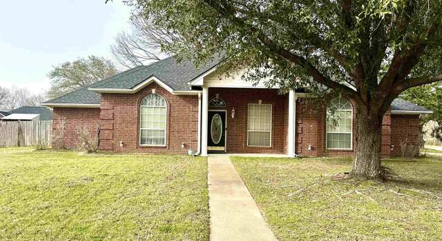 Photo of 807 Brownwood Cir, Lindale, TX 75771