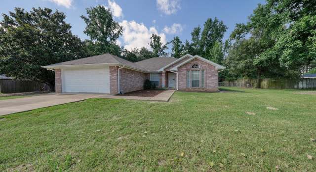 Photo of 13091 Lauren Ln, Lindale, TX 75771