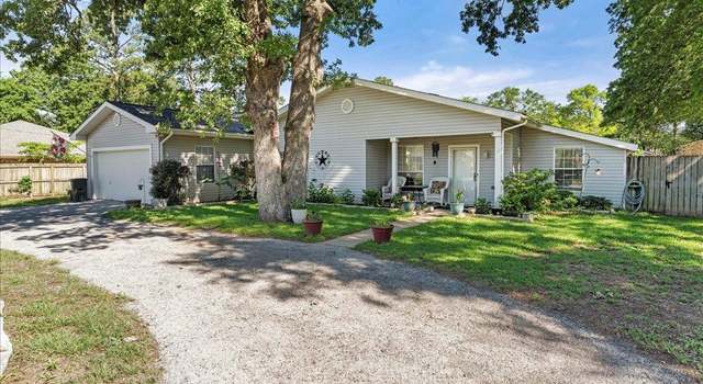 Photo of 219 Texas Dr, Hideaway, TX 75771