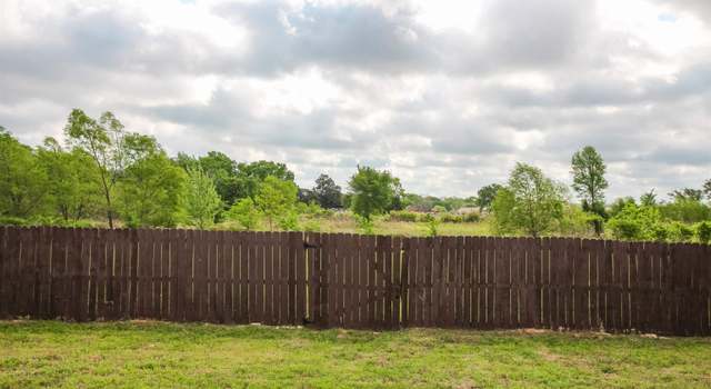 Photo of 1005 Crescent Hill Ct, Bullard, TX 75757