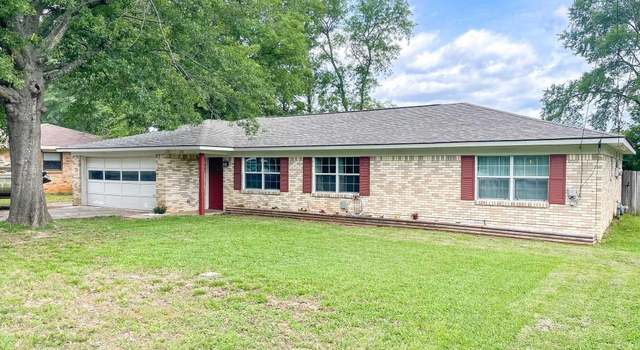 Photo of 108 Robinwood Dr, Whitehouse, TX 75791