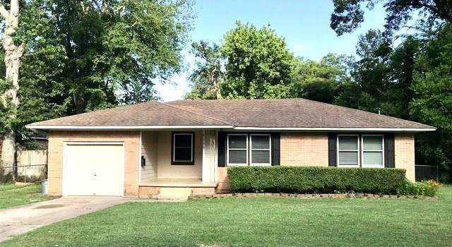 Photo of 2210 Glenbrook Dr, Tyler, TX 75701