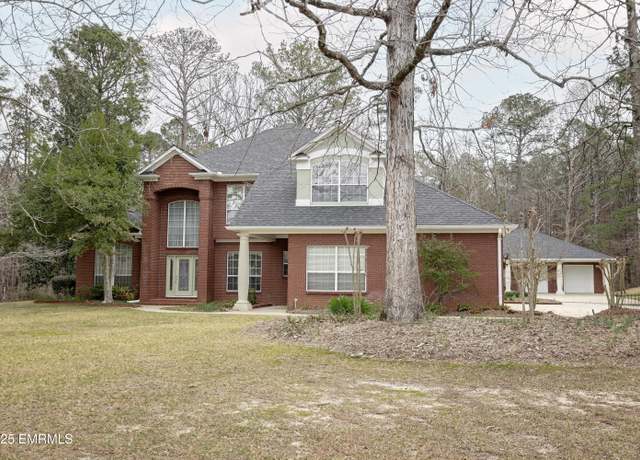 Property at 7640 Woodridge Cir, Meridian, MS 39305, 4 beds, 2.5 baths
