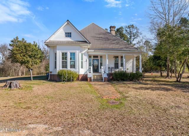 Property at 46 John C Stennis Ave, Dekalb, MS 39328, 4 beds, 2 baths