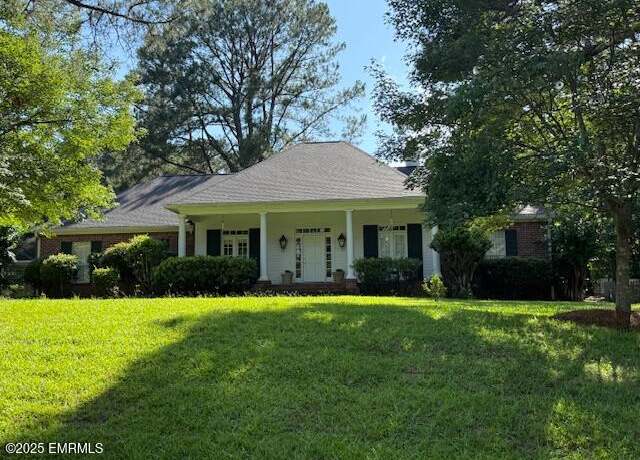 Property at 7761 Meadow Circle Cir, Meridian, MS 39305, 3 beds, 3 baths