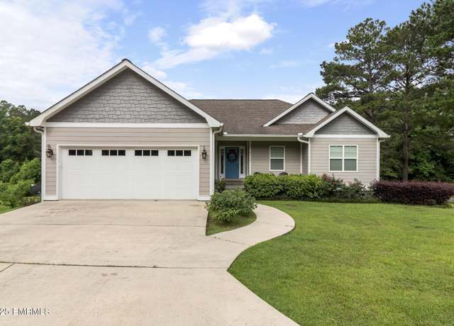 Property at 8173 Evergreen St, Collinsville, MS 39325, 6 beds, 3.5 baths