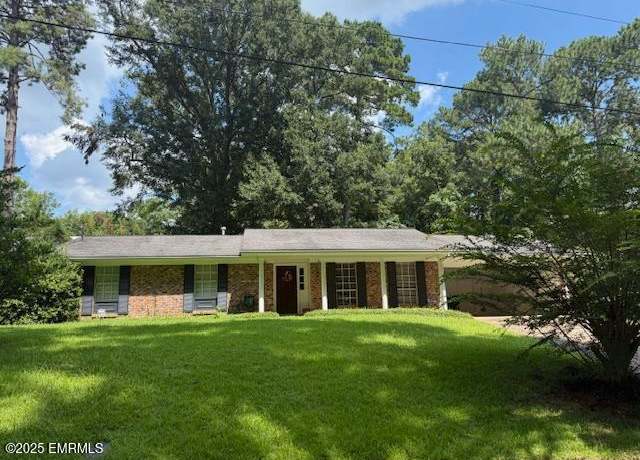 Property at 2812 14th Pl, Meridian, MS 39305, 3 beds, 2 baths