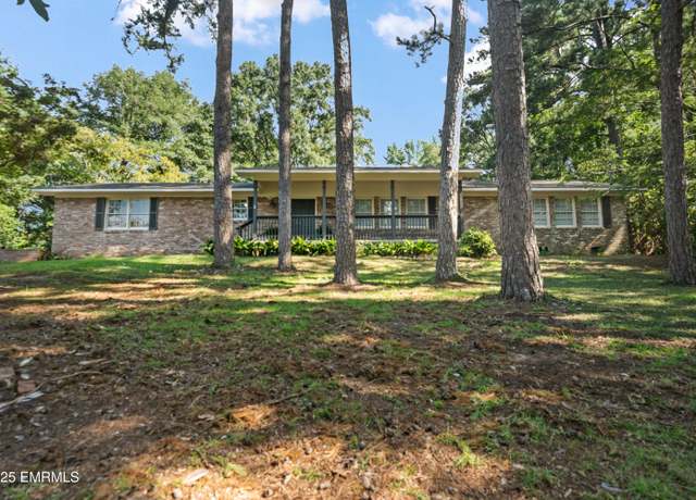 Property at 1612 57th Ct, Meridian, MS 39305, 3 beds, 2 baths
