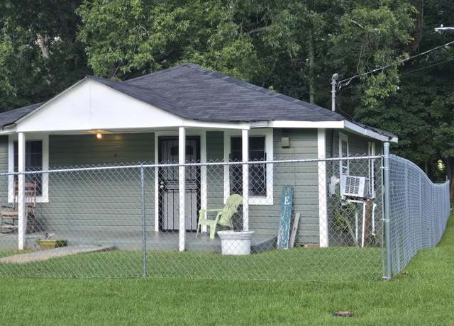 Property at 2300 16th Ave, Meridian, MS 39301, 2 beds, 1 bath