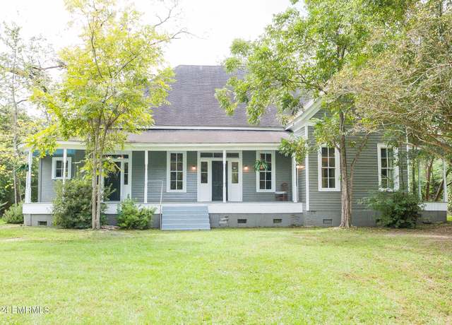 Property at 103 Rew St, Newton, MS 39345, 4 beds, 2 baths