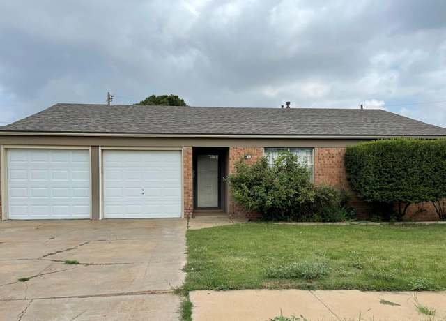 Property at 1416 W 25th St, Plainview, TX 79072, 3 beds, 2 baths