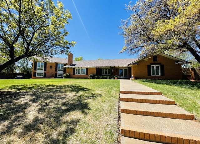 Property at 104 Kirchwood Place One, Plainview, TX 79072, 3 beds, 3 baths