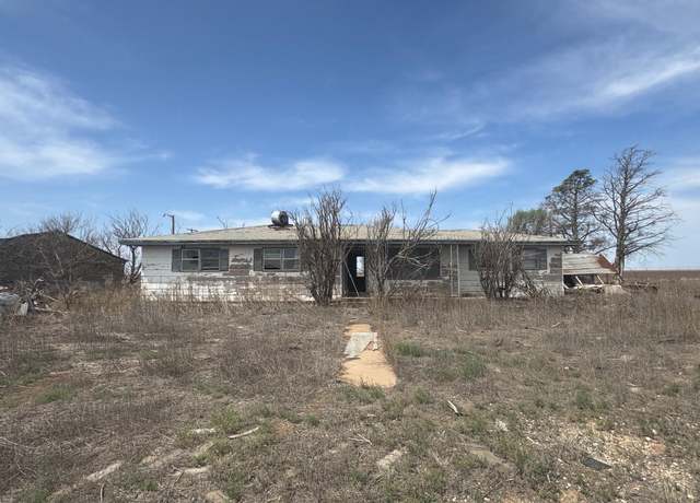 Property at 1400 S Hwy 378, Lockney, TX 79241, 3 beds, 1 bath