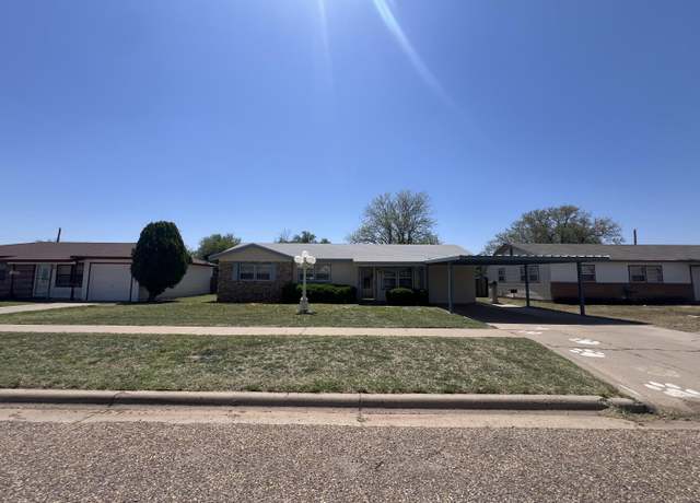 Property at 1105 W 29th, Plainview, TX 79072, 3 beds, 1 bath