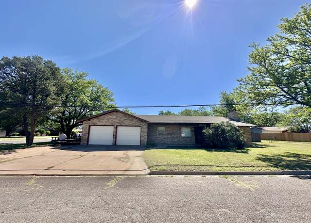 Property at 2006 Borger, Plainview, TX 79072, 3 beds, 1 bath