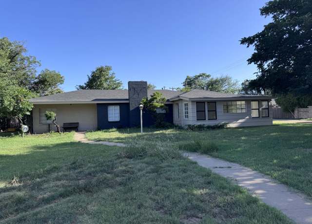 Property at 200 NE Alpine, Plainview, TX 79072, 4 beds, 1 bath