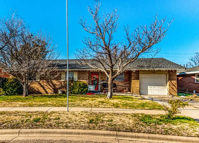 Property at 605 N Bowie Ave, Tulia, TX 79088, 3 beds, 2 baths